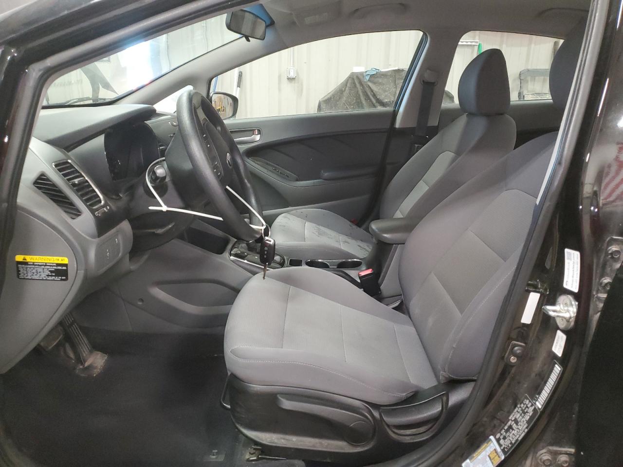 2018 Kia Forte Lx VIN: 3KPFK4A75JE239463 Lot: 82528205