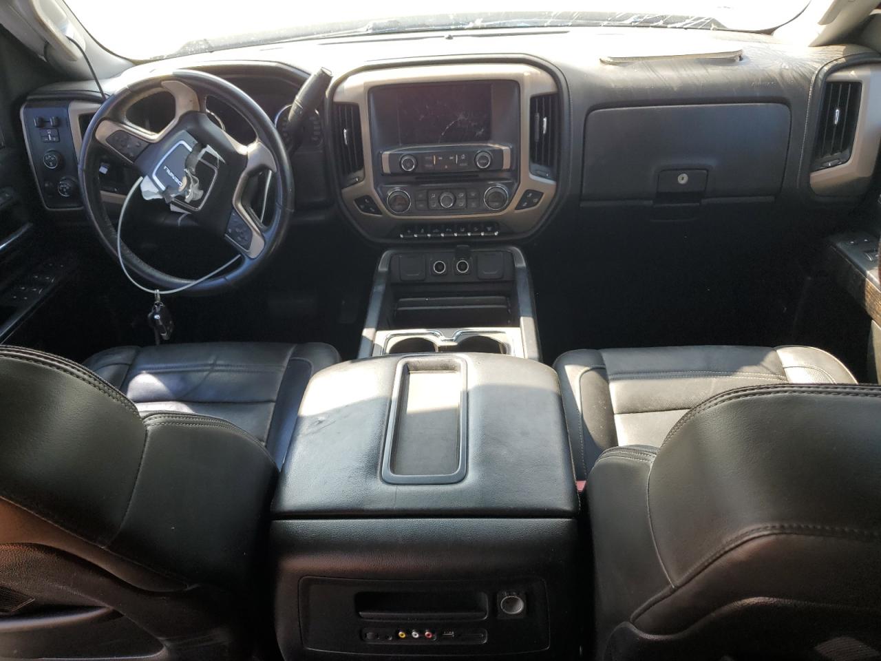 2015 GMC Sierra K2500 Denali VIN: 1GT120E80FF573662 Lot: 89630325