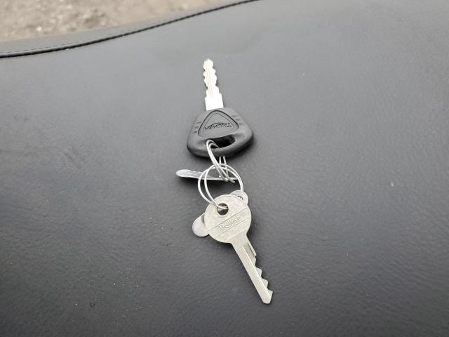 2011 TRIUMPH MOTORCYCLE SPEED MASTER  