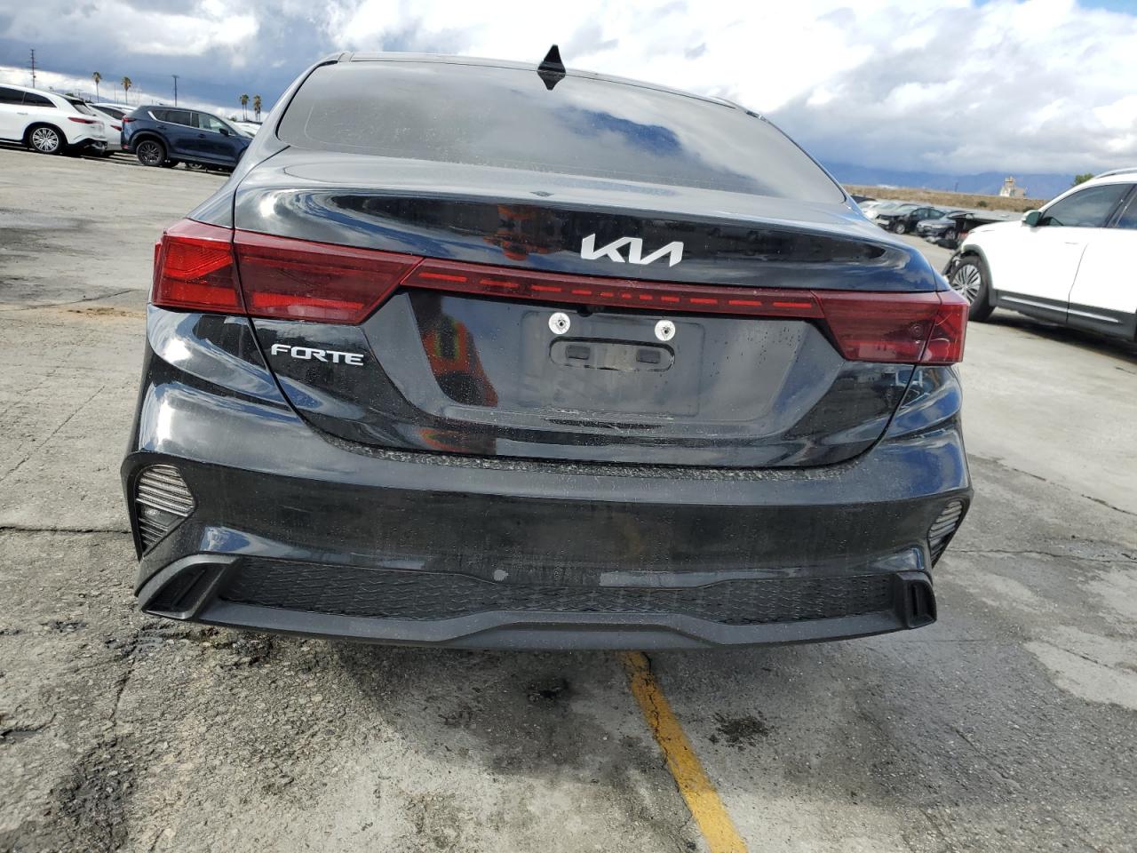 2023 Kia Forte Lx VIN: 3KPF24AD2PE567728 Lot: 86664325