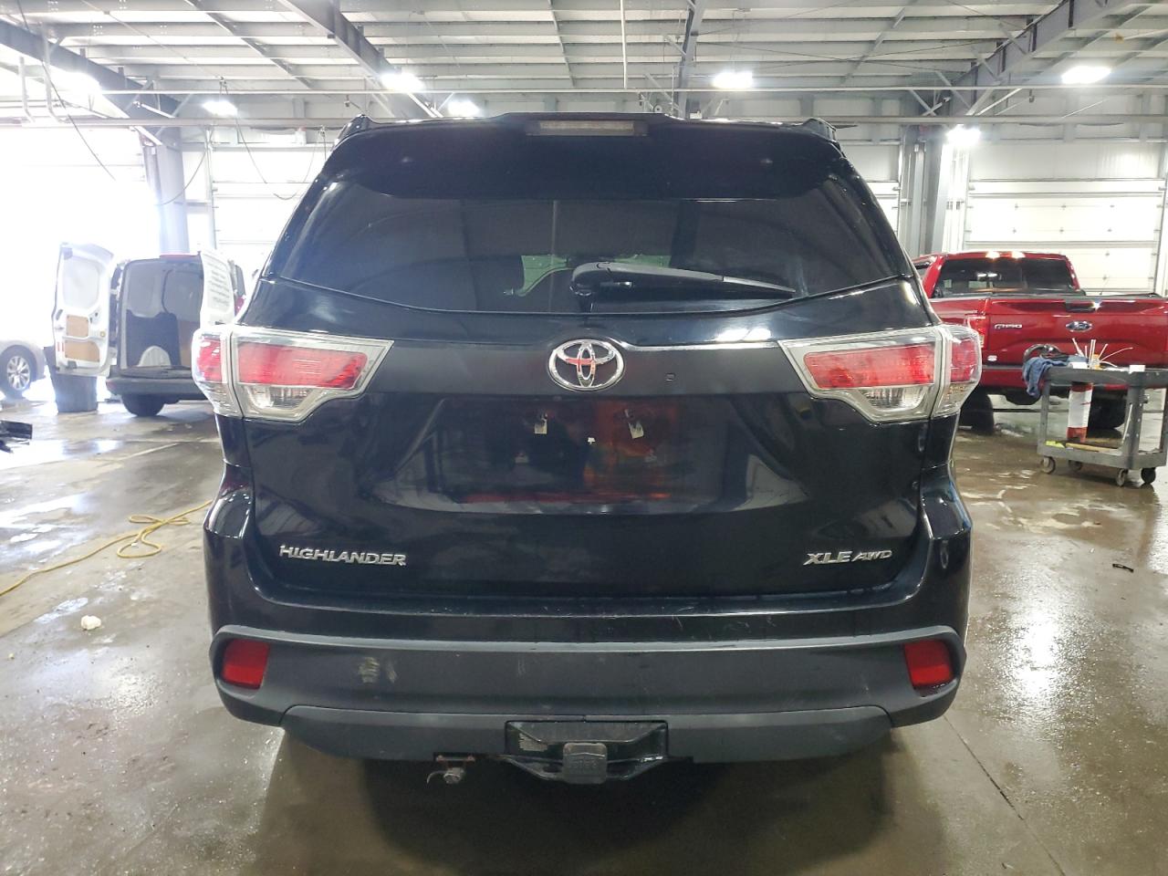 2016 Toyota Highlander Xle VIN: 5TDJKRFH4GS279590 Lot: 85645755