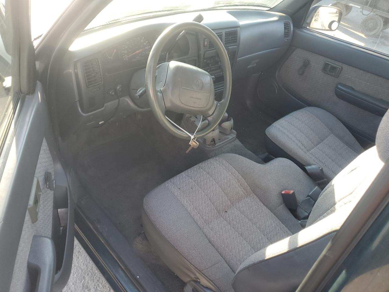 1997 Toyota Tacoma Xtracab VIN: 4TAVL52N7VZ330736 Lot: 82432415