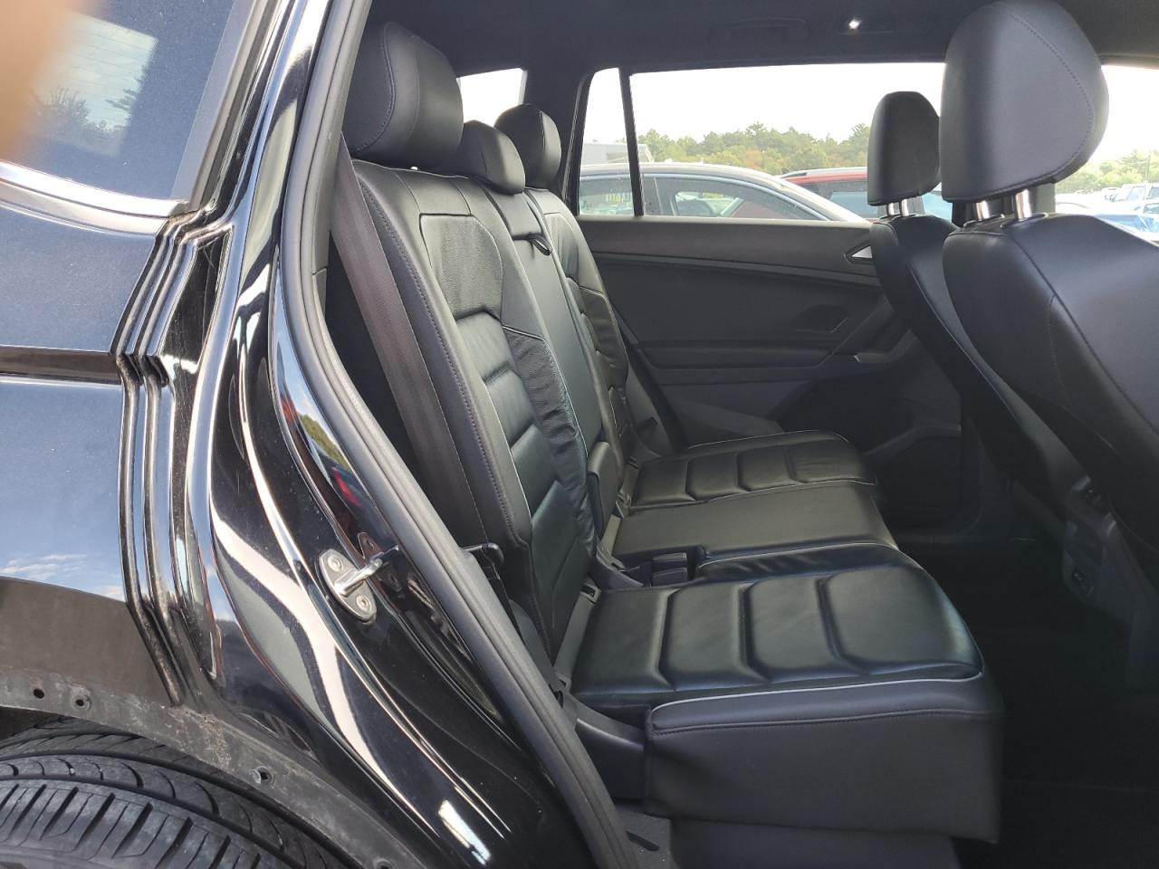 2019 Volkswagen Tiguan Sel Premium VIN: 3VV4B7AXXKM123869 Lot: 85142125