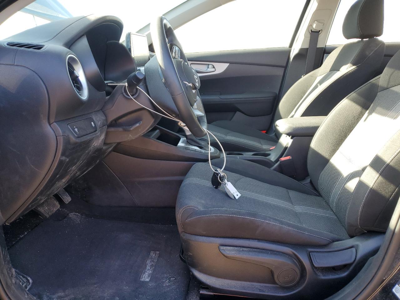 2024 Kia Forte Lx VIN: 3KPF24AD3RE833177 Lot: 85861935