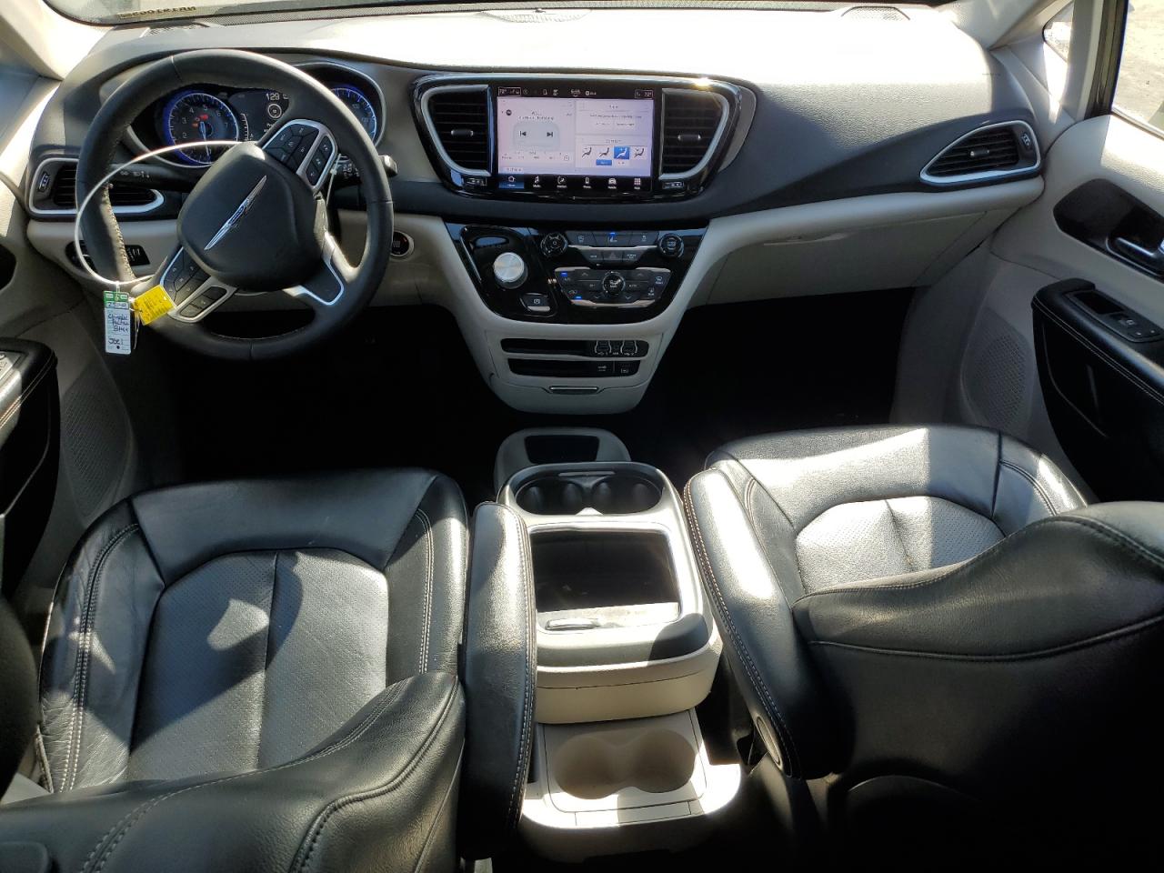 2022 Chrysler Pacifica Touring L VIN: 2C4RC1BGXNR191065 Lot: 90016685