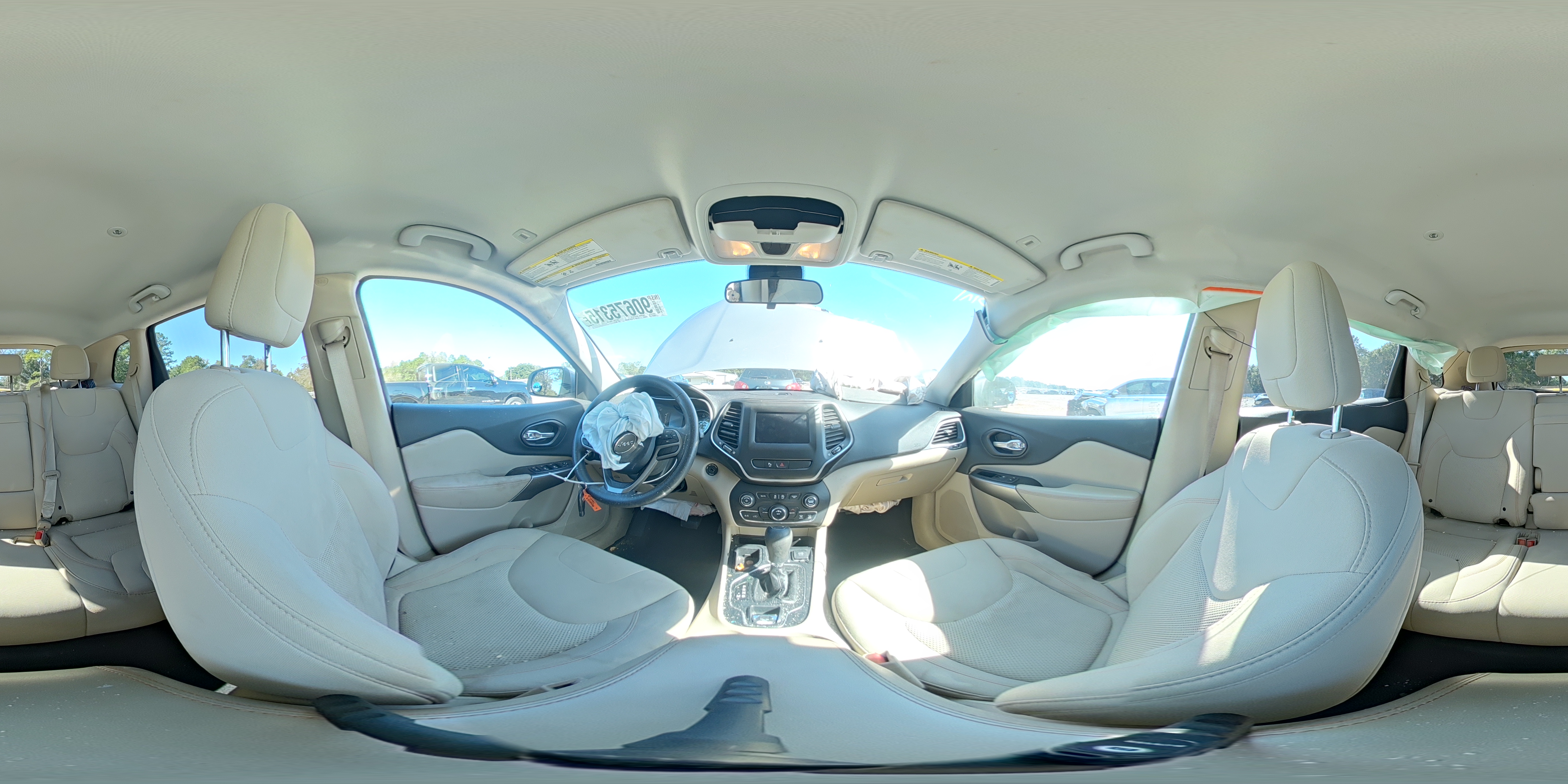 2019 Jeep Cherokee Latitude VIN: 1C4PJLCB0KD380771 Lot: 90675315