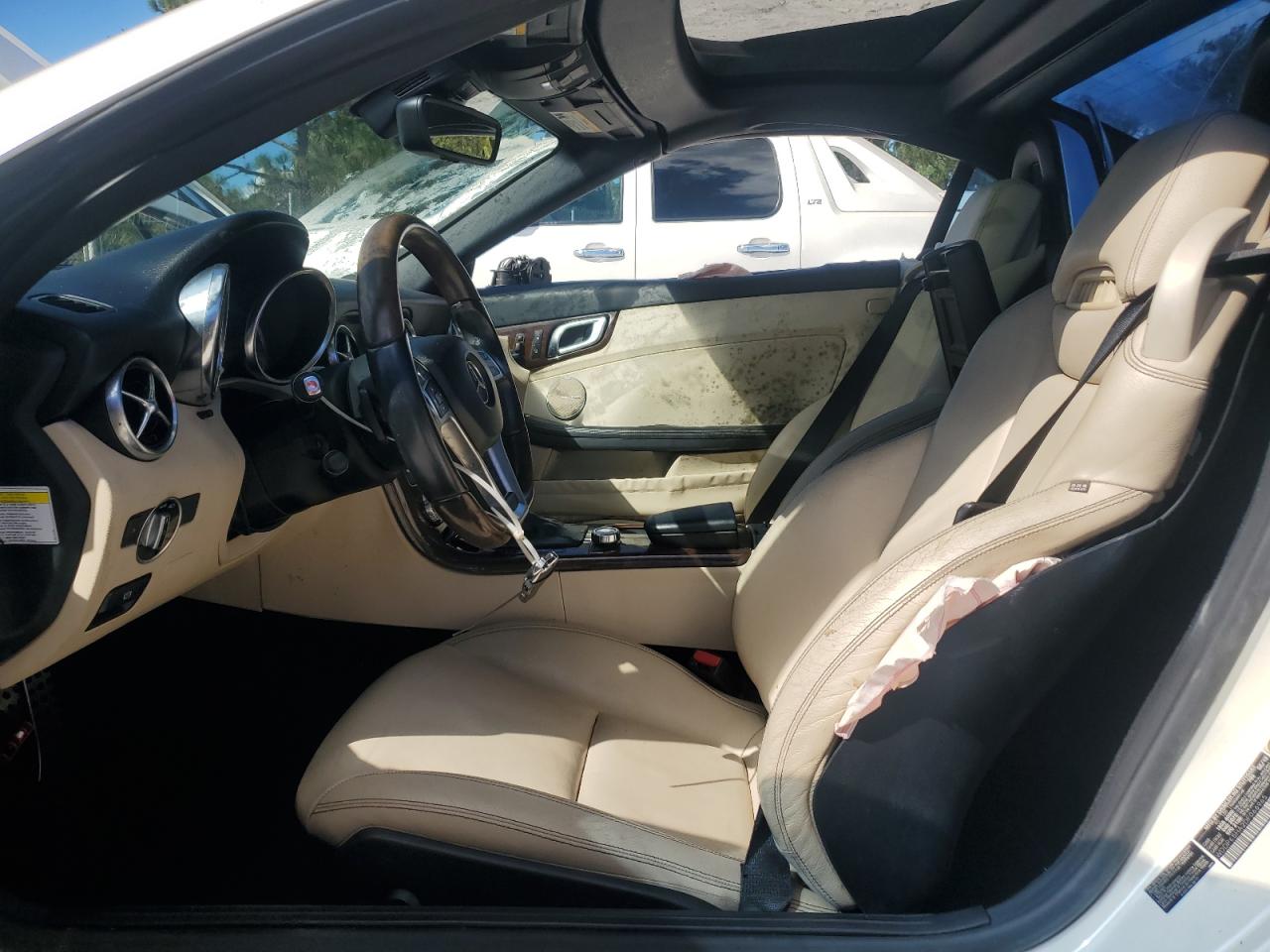 2013 Mercedes-Benz Slk 350 VIN: WDDPK5HA2DF066965 Lot: 67057225