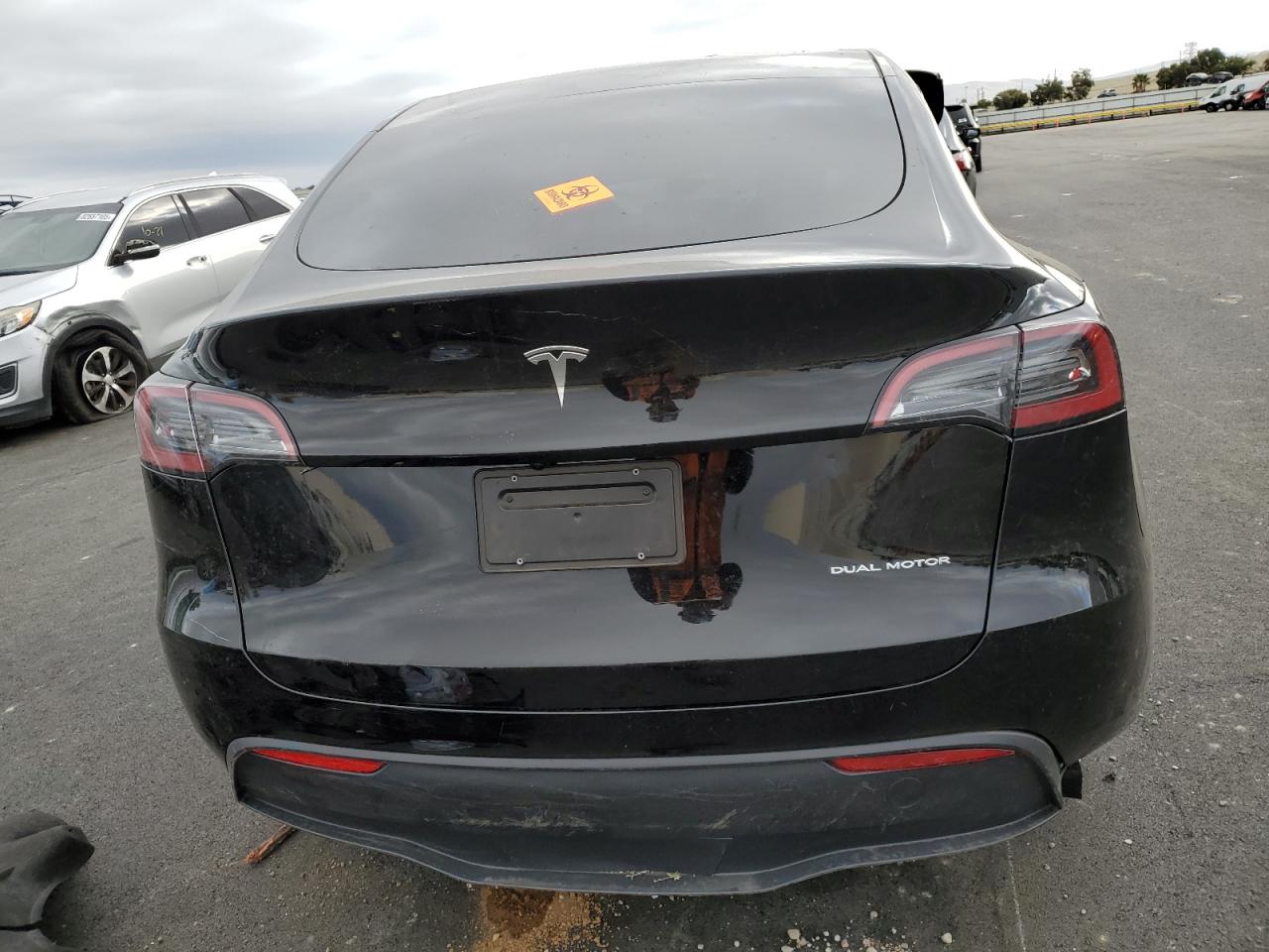 2024 Tesla Model Y VIN: 7SAYGDEE6RF150710 Lot: 87463575