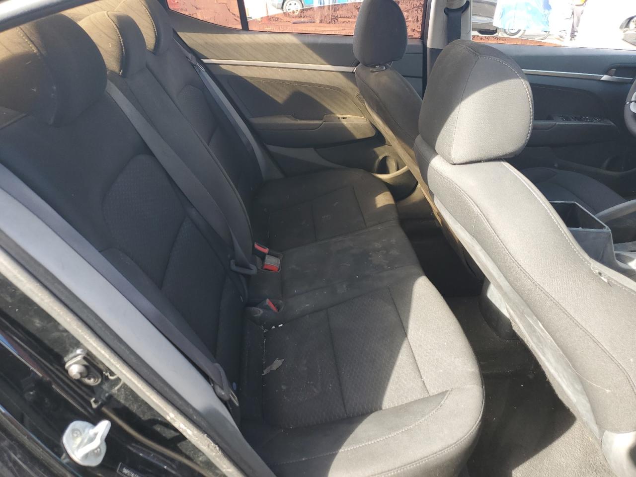 2019 Hyundai Elantra Se VIN: 5NPD74LF5KH433565 Lot: 87221075