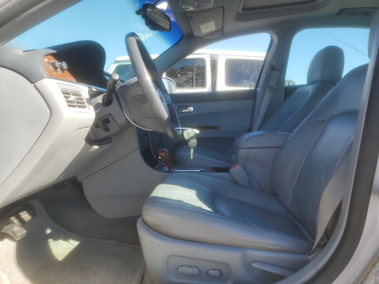 2005 Buick Lacrosse Cxl VIN: 2G4WD562751270841 Lot: 82413925