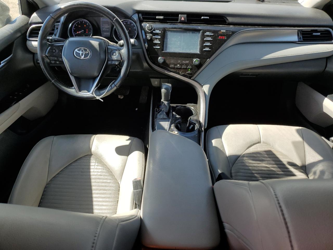2019 Toyota Camry L VIN: 4T1B11HK1KU751052 Lot: 81966505