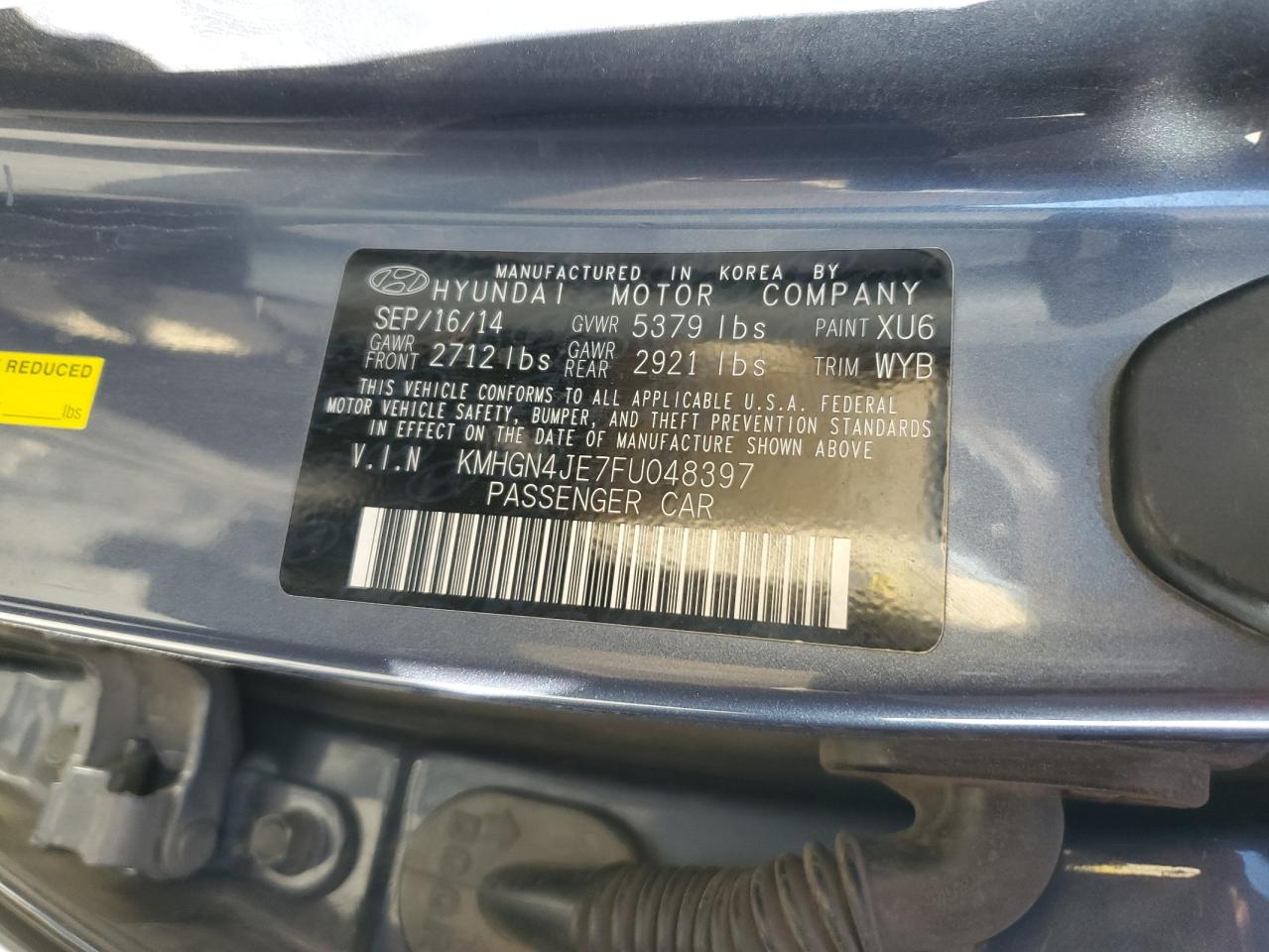 2015 Hyundai Genesis 3.8L VIN: KMHGN4JE7FU048397 Lot: 82250425