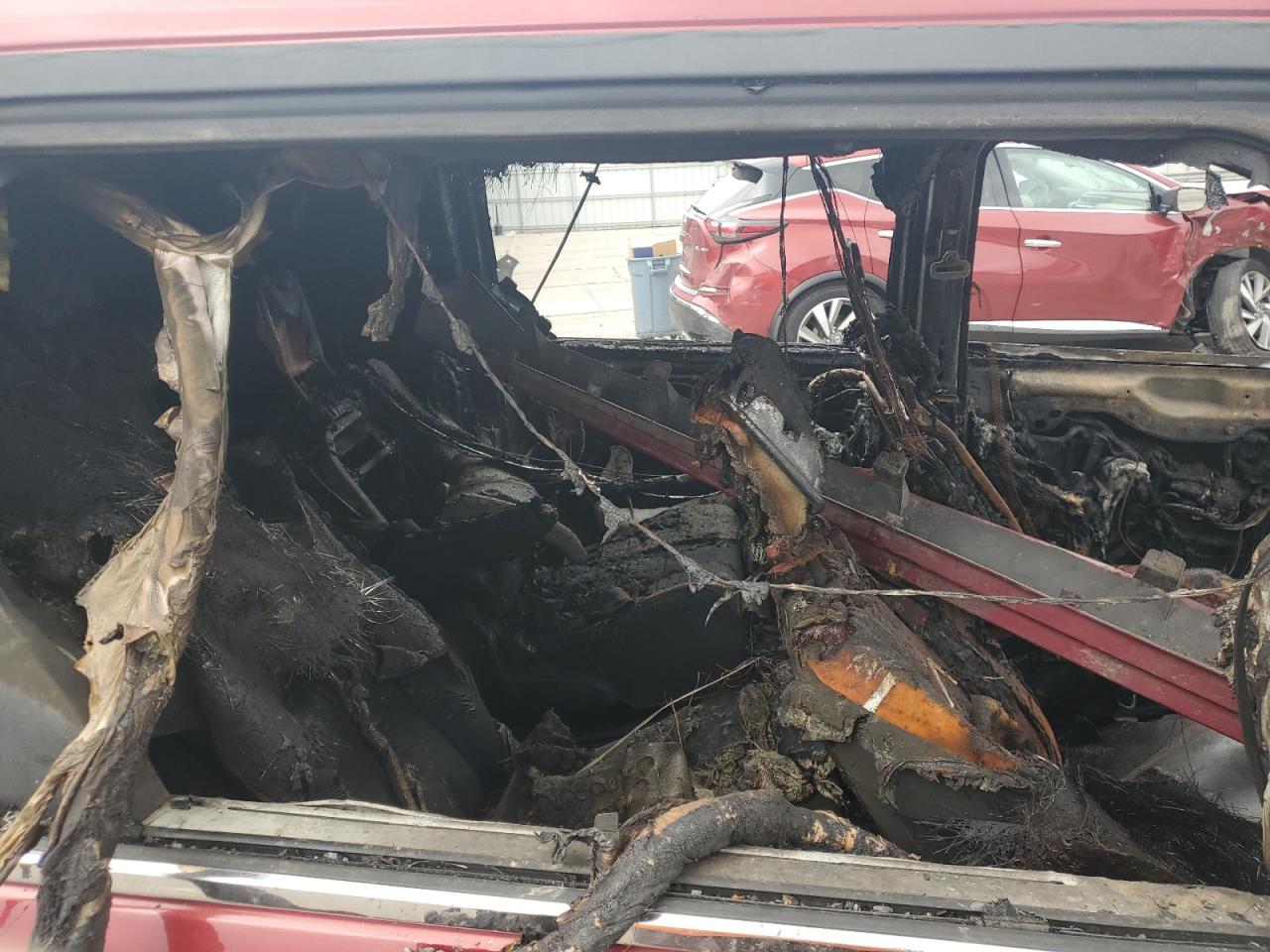 2014 Chrysler Town & Country Touring L VIN: 2C4RC1CG9ER113181 Lot: 84964075