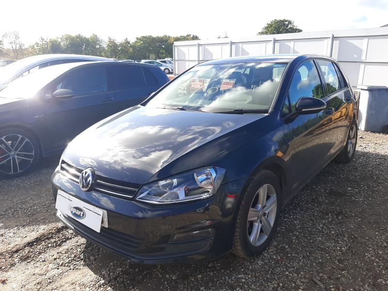 2015 VOLKSWAGEN GOLF 1.6 TDI 105 MATCH 5DR DSG for sale at Copart COLCHESTER