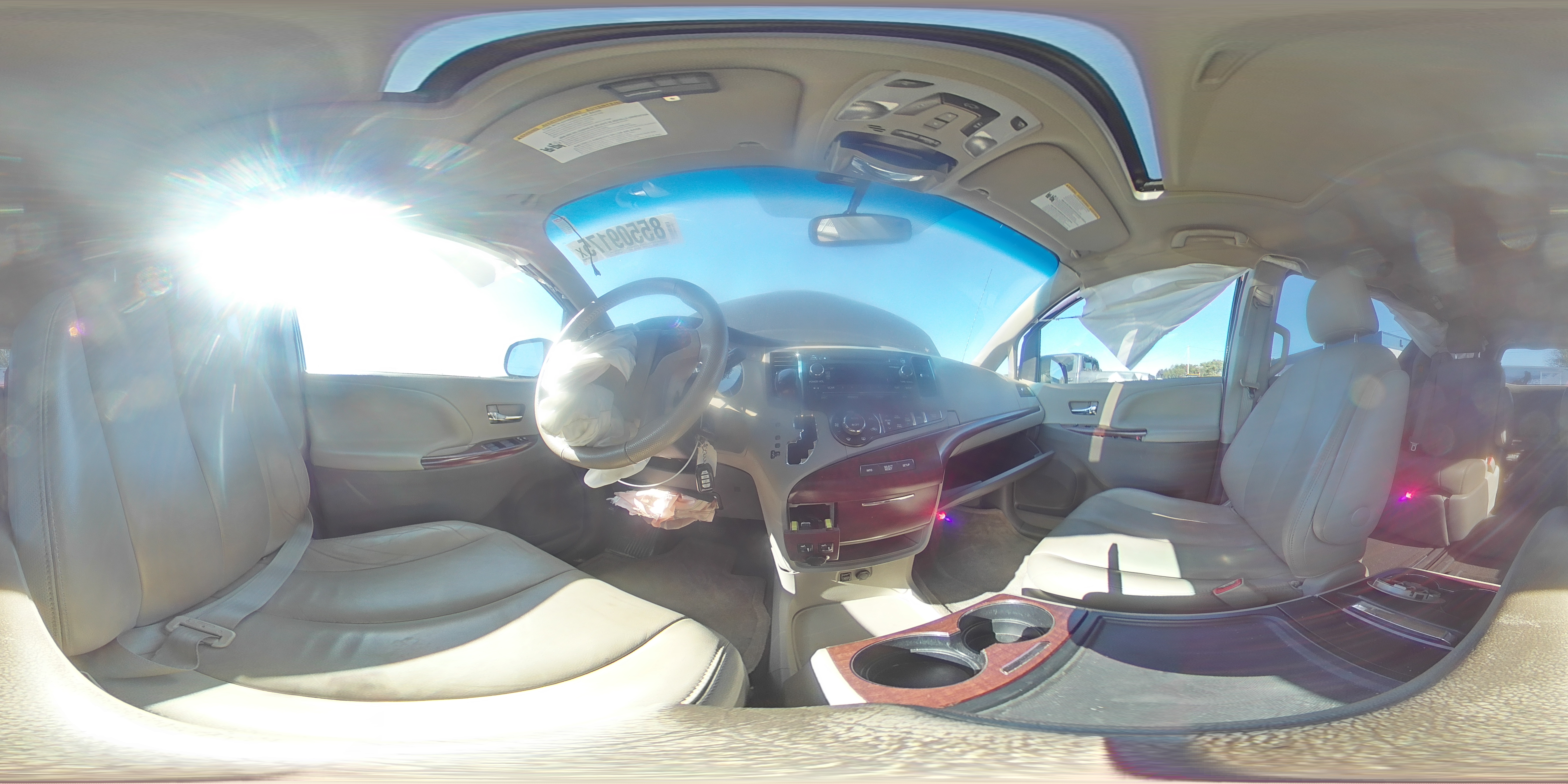 2013 Toyota Sienna Xle VIN: 5TDDK3DC3DS066188 Lot: 85509175