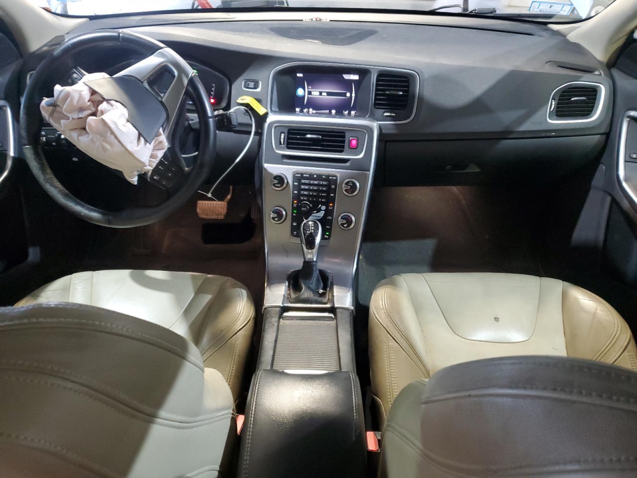 2017 Volvo S60 Platinum VIN: LYV402TM8HB153588 Lot: 90798405