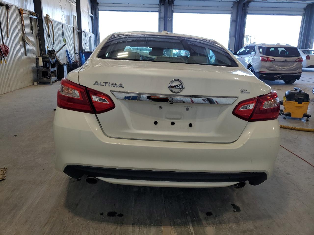 2017 Nissan Altima 2.5 VIN: 1N4AL3AP1HC497438 Lot: 84998935