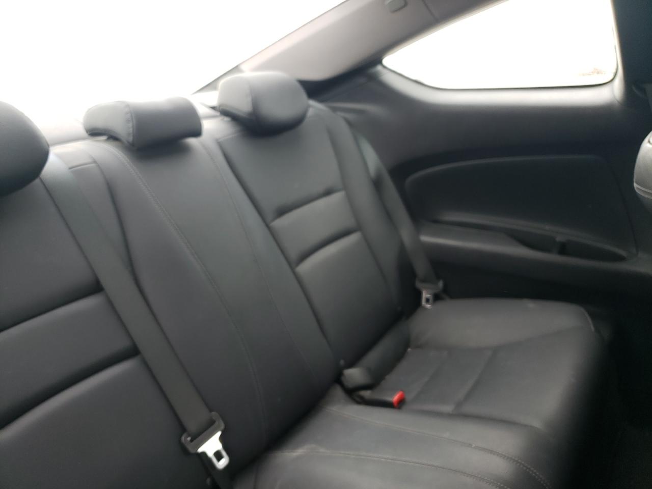 2013 Honda Accord Exl VIN: 1HGCT1B83DA011282 Lot: 85155835