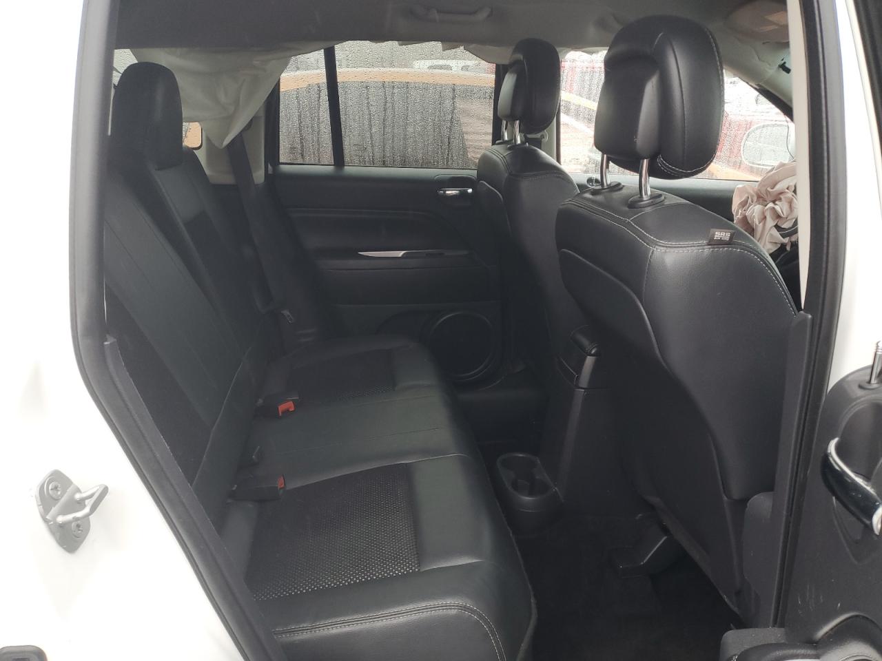 2014 Jeep Compass Latitude VIN: 1C4NJDEB3ED852430 Lot: 90653065