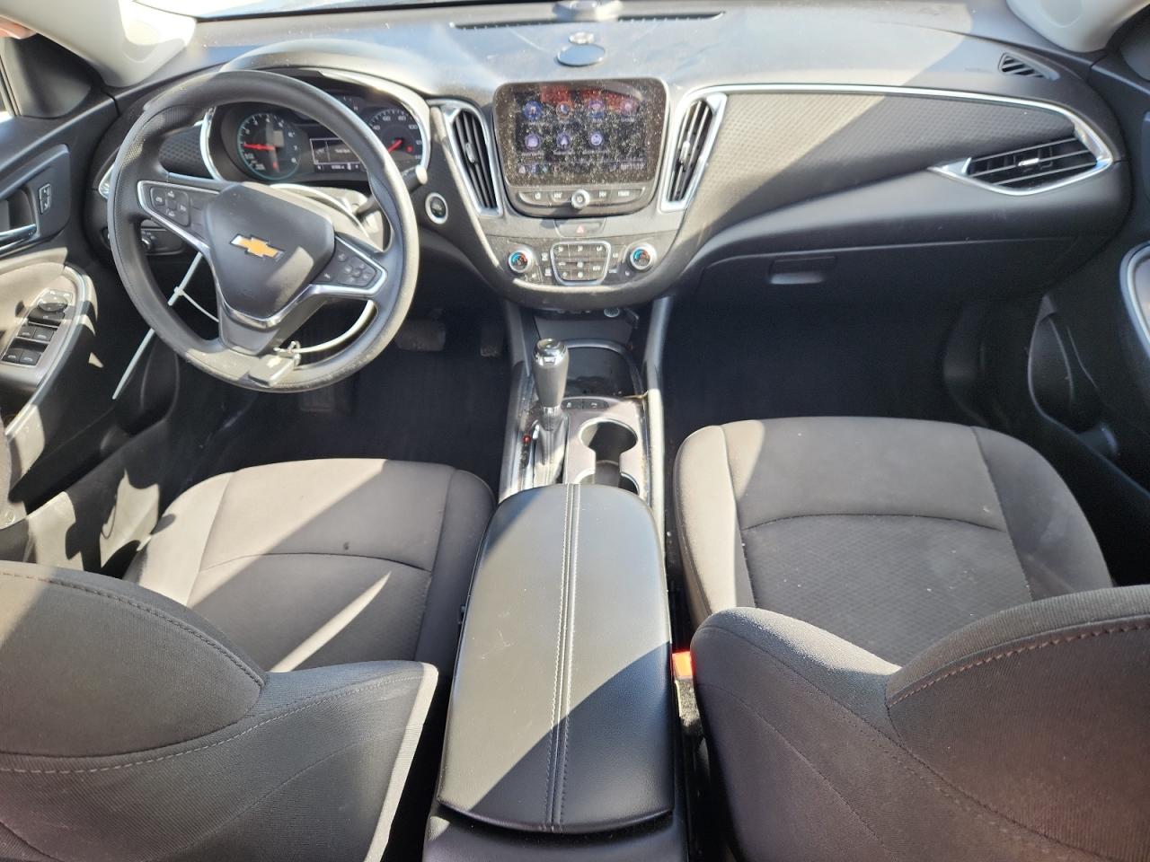 2019 Chevrolet Malibu Lt VIN: 1G1ZD5ST7KF115283 Lot: 82279985