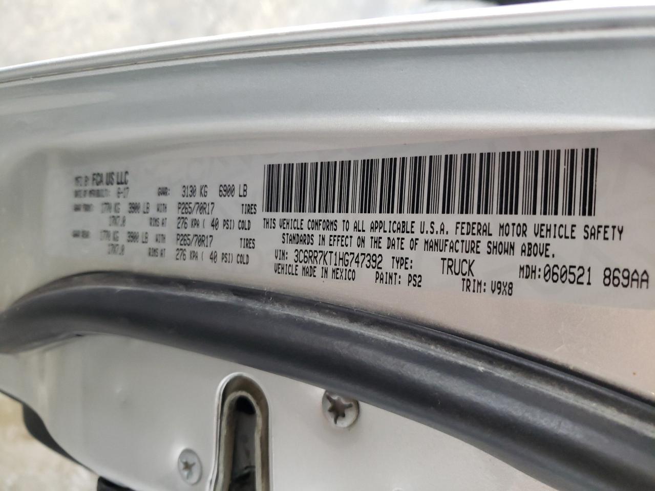 2017 Ram 1500 St VIN: 3C6RR7KT1HG747392 Lot: 82244935