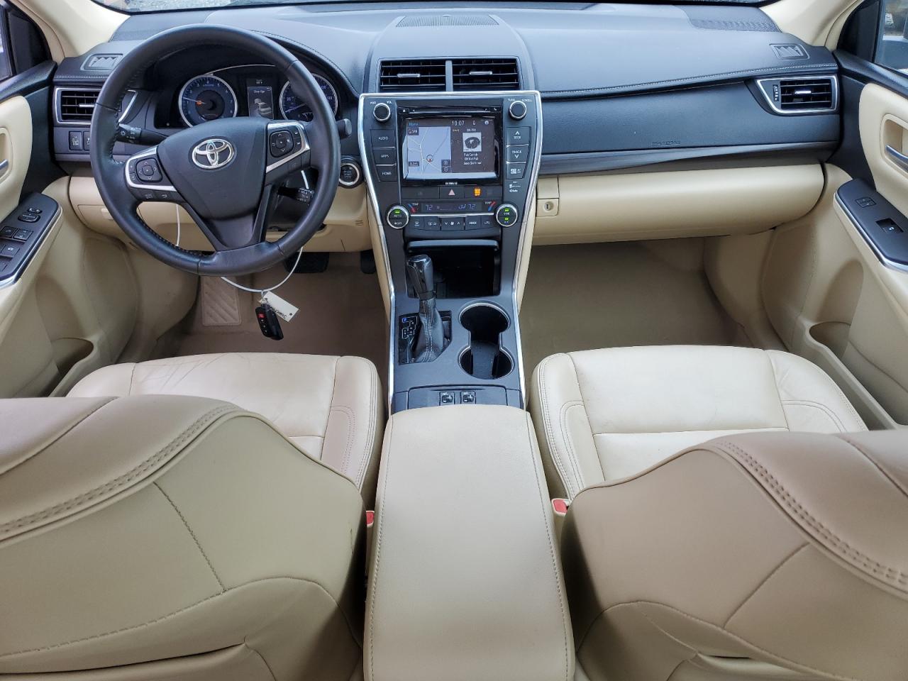 2016 Toyota Camry Le VIN: 4T1BF1FKXGU605261 Lot: 85713515