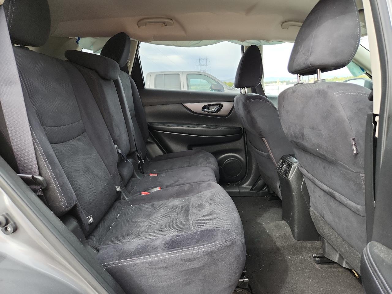 2016 Nissan Rogue S VIN: JN8AT2MT9GW017807 Lot: 82396115