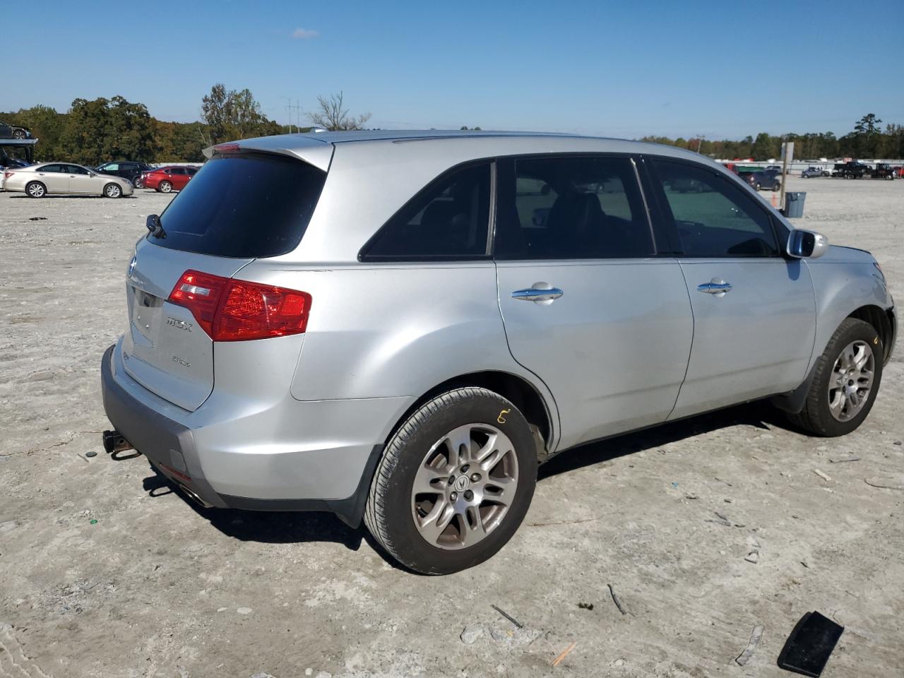 Фото: 2HNYD282X9H526177