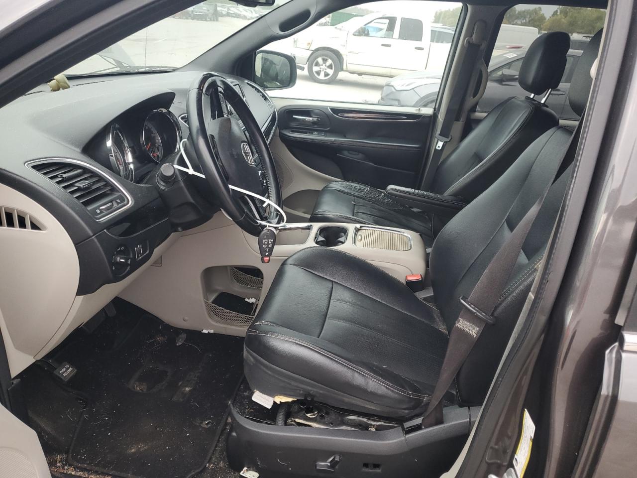 2017 Dodge Grand Caravan Sxt VIN: 2C4RDGCG5HR557954 Lot: 82394325