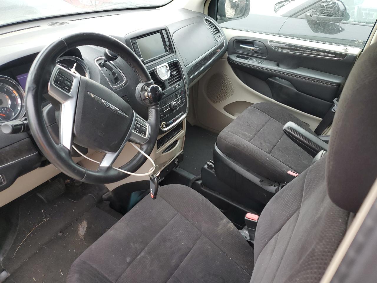 2011 Chrysler Town & Country Touring VIN: 2A4RR5DG8BR615562 Lot: 70165965