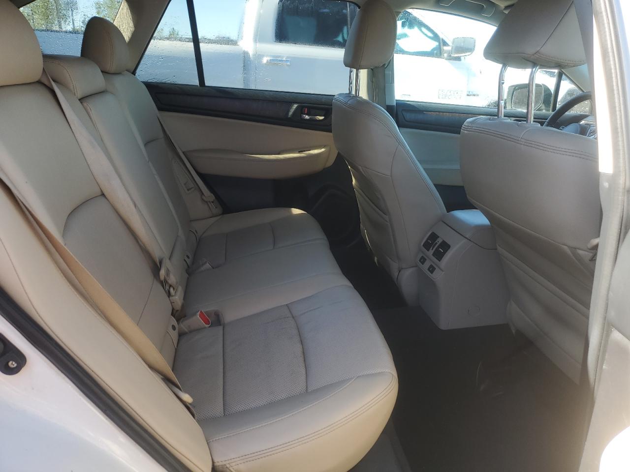 2015 Subaru Outback 2.5I Limited VIN: 4S4BSALC7F3297043 Lot: 85725975