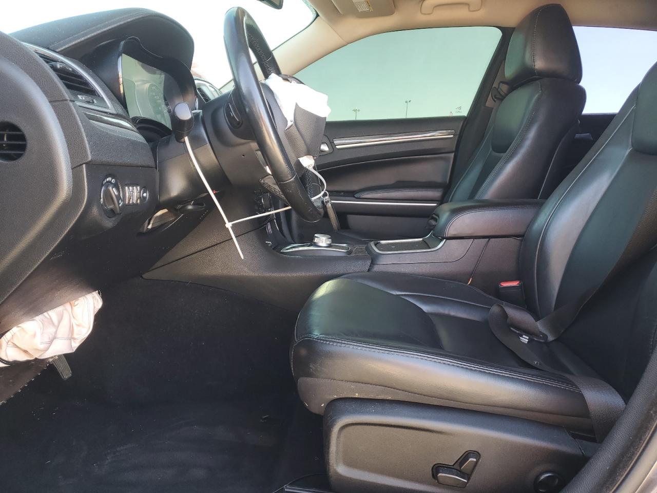 2021 Chrysler 300 Touring VIN: 2C3CCARGXMH580227 Lot: 85883275