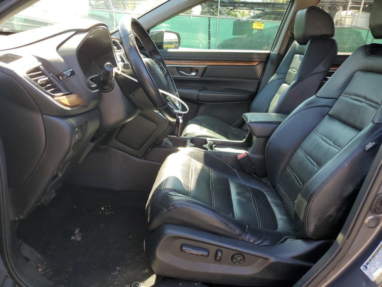 2018 Honda Cr-V Touring VIN: 7FARW2H99JE099137 Lot: 84780375