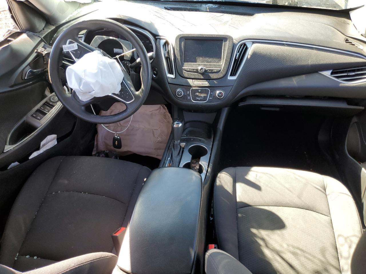 2017 Chevrolet Malibu Ls VIN: 1G1ZB5ST1HF233957 Lot: 82326175