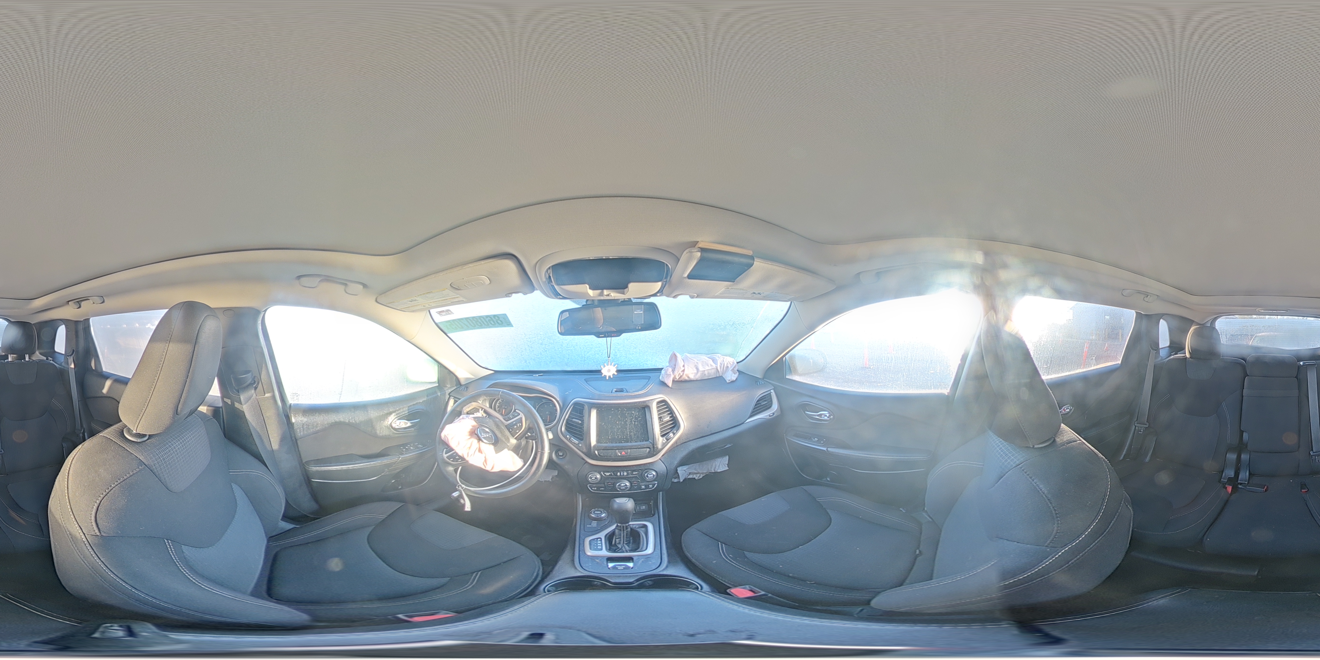 2017 Jeep Cherokee Latitude VIN: 1C4PJMCS1HW505859 Lot: 86080705