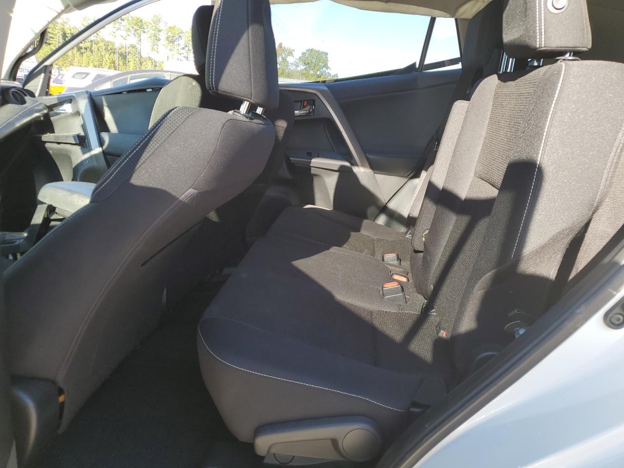 2017 Toyota Rav4 Xle VIN: JTMWFREV5HJ713953 Lot: 87441315