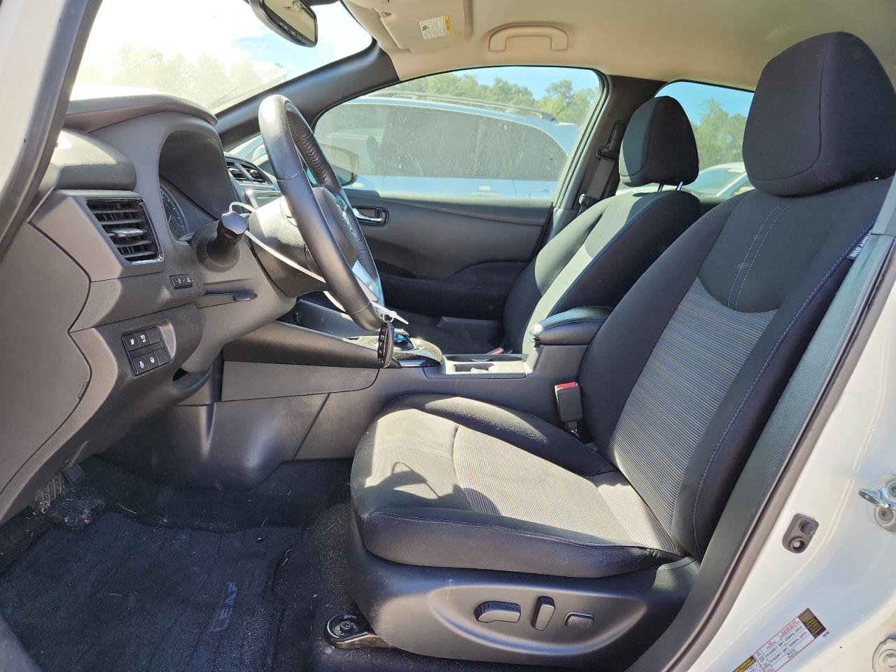 2018 Nissan Leaf S VIN: 1N4AZ1CP1JC302251 Lot: 86273985