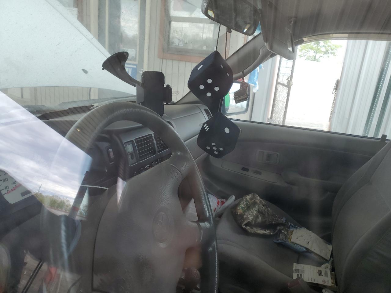 2001 Toyota Tacoma Xtracab VIN: 5TEWN72NX1Z752030 Lot: 81918195