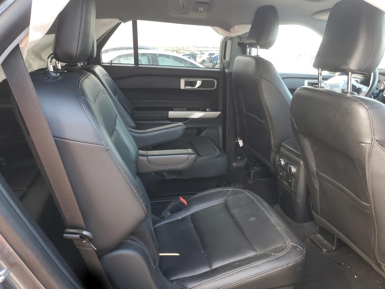 2022 Ford Explorer Xlt VIN: 1FMSK8DH9NGC15503 Lot: 85928855