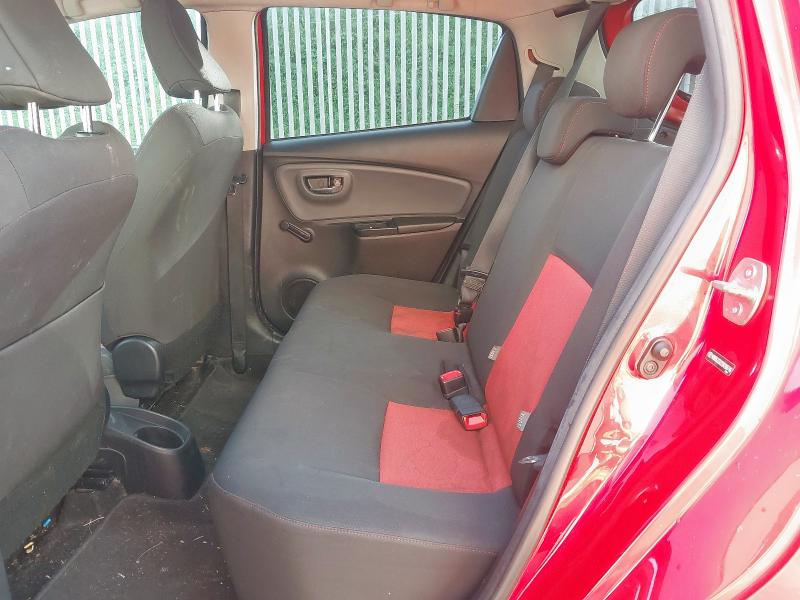 2015 TOYOTA YARIS 1.33 VVT-I SPORT 5DR