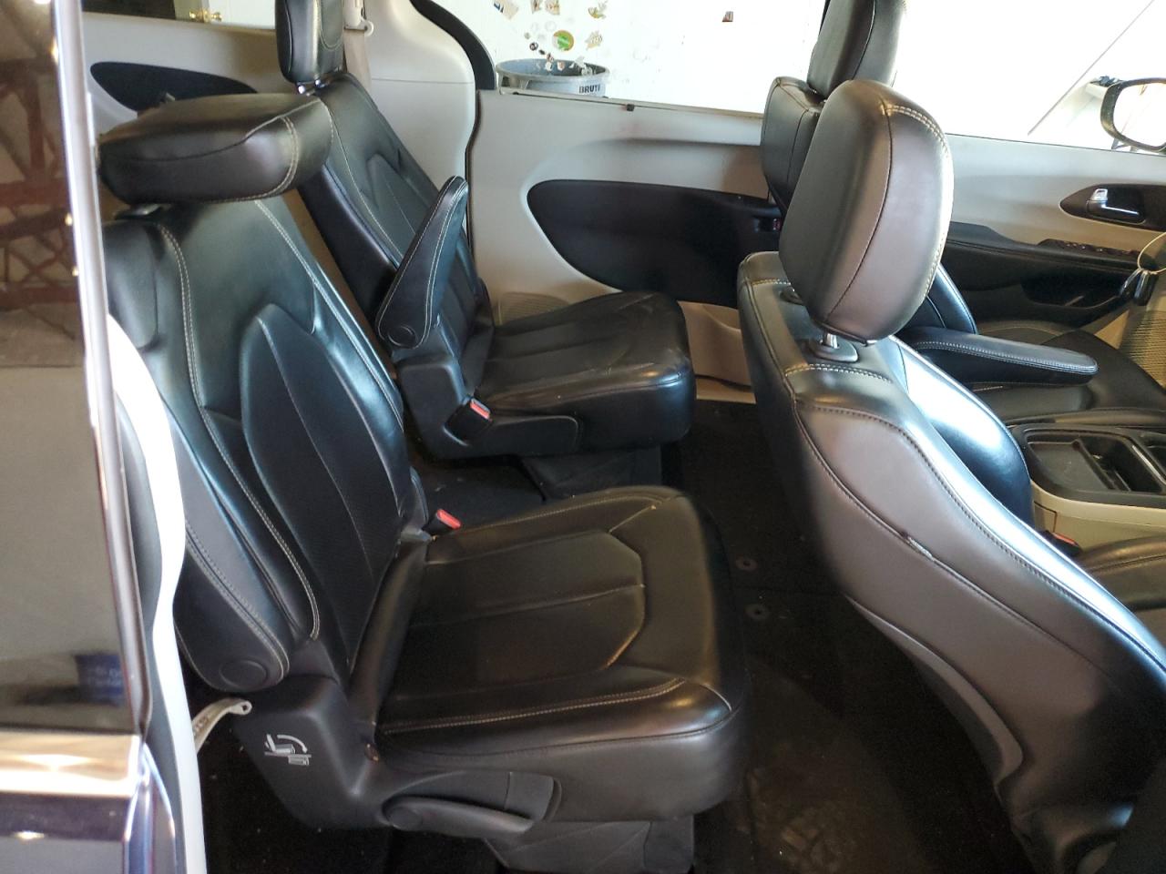 2020 Chrysler Voyager Lxi VIN: 2C4RC1DG0LR164080 Lot: 85339155