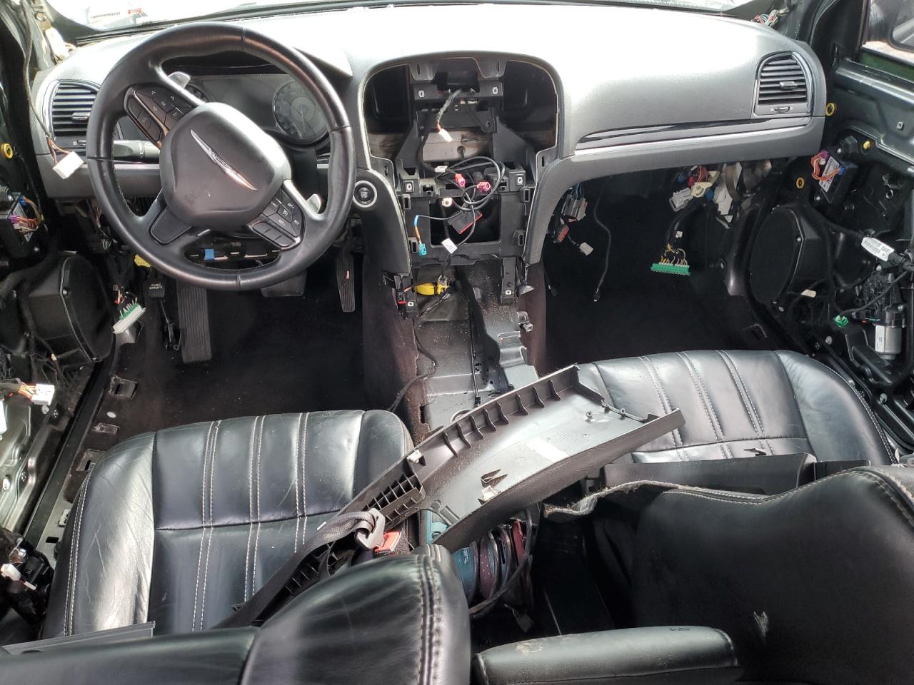 2017 Chrysler 300 S VIN: 2C3CCABGXHH586836 Lot: 90628125