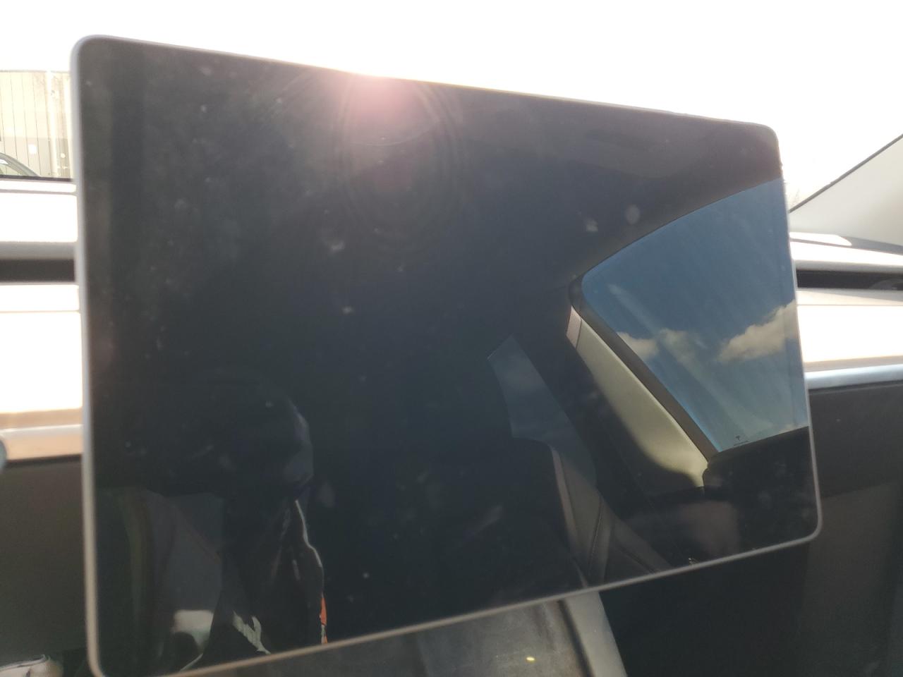 2023 Tesla Model Y VIN: 7SAYGDEE7PF898377 Lot: 84937405