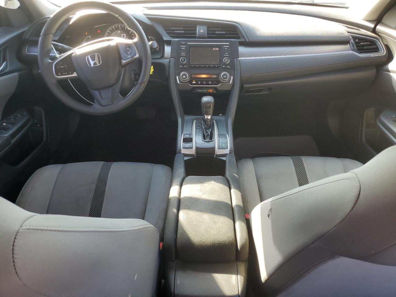 2016 Honda Civic Lx VIN: 19XFC2F52GE038735 Lot: 84642885