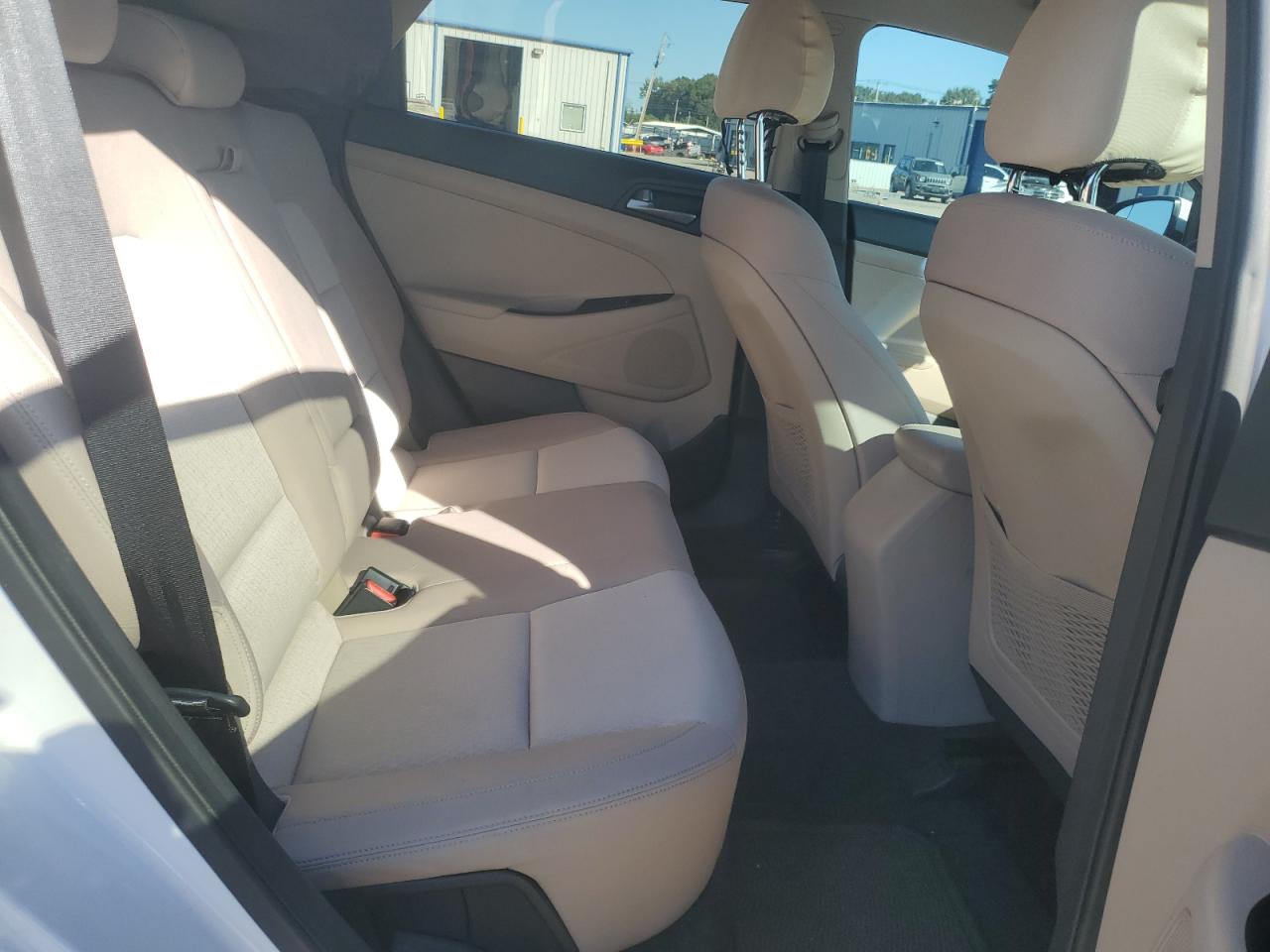 2016 Hyundai Tucson Limited VIN: KM8J33A26GU242125 Lot: 82364965