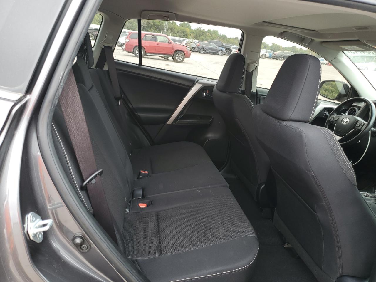 2016 Toyota Rav4 Xle VIN: JTMWFREV9GJ092327 Lot: 84964715