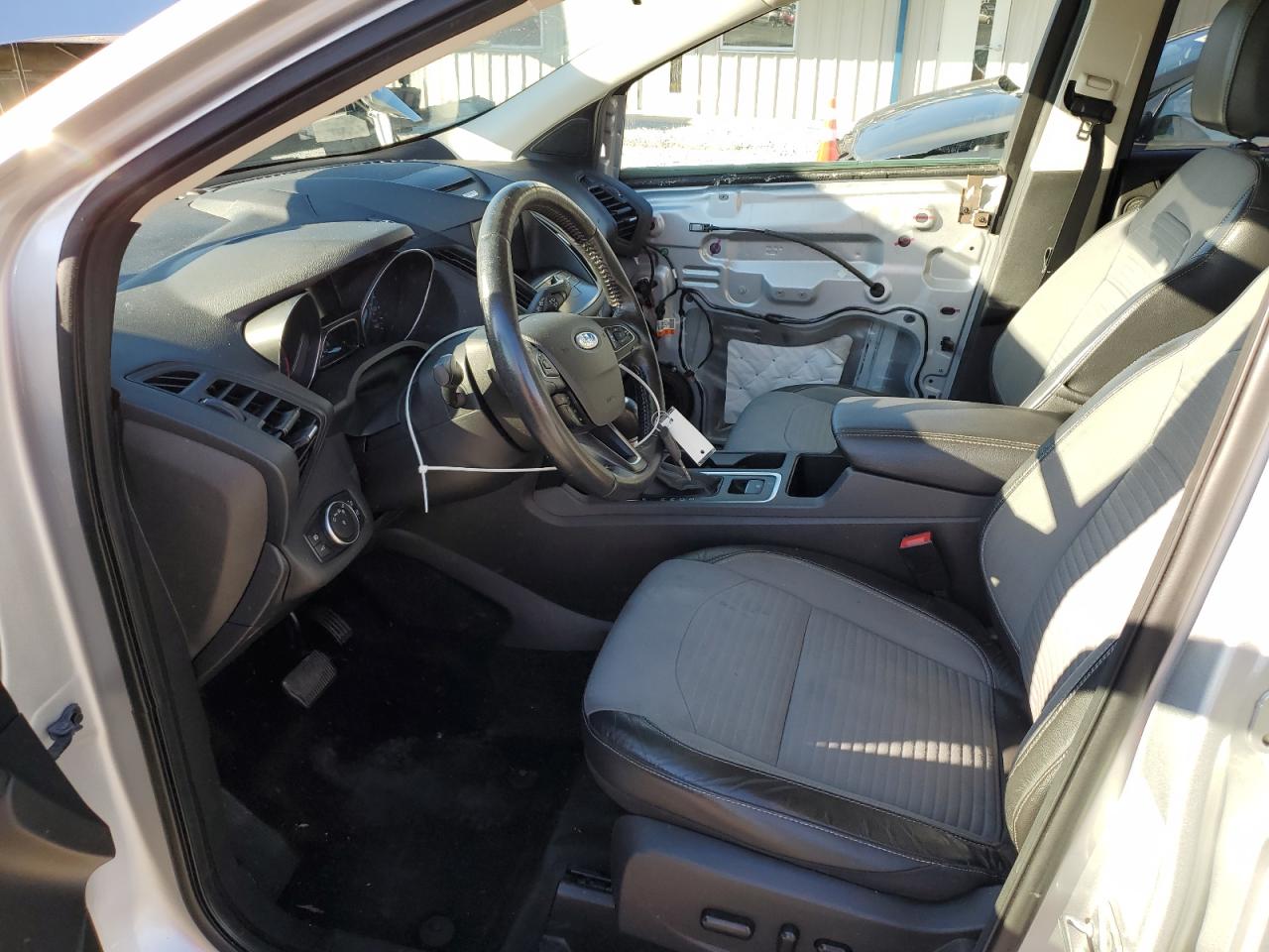 2017 Ford Escape Se VIN: 1FMCU0G91HUF11335 Lot: 85944025