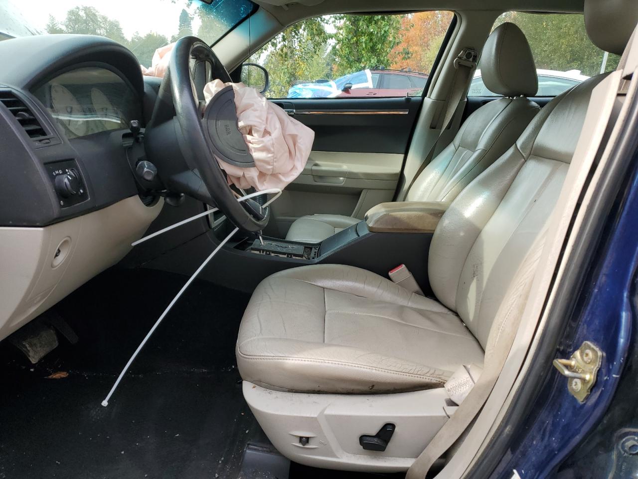 2005 Chrysler 300 Touring VIN: 2C3JA53G75H107805 Lot: 90999235