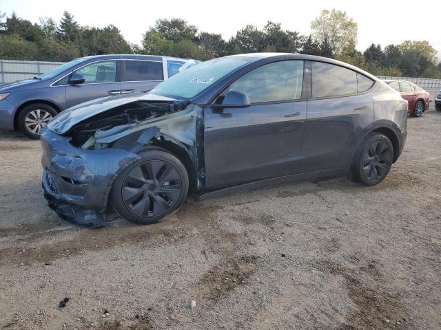 TESLA MODEL Y 2025