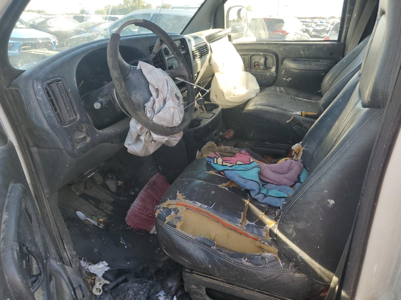 2001 Chevrolet Express G2500 VIN: 1GCFG25MX11158502 Lot: 82370005